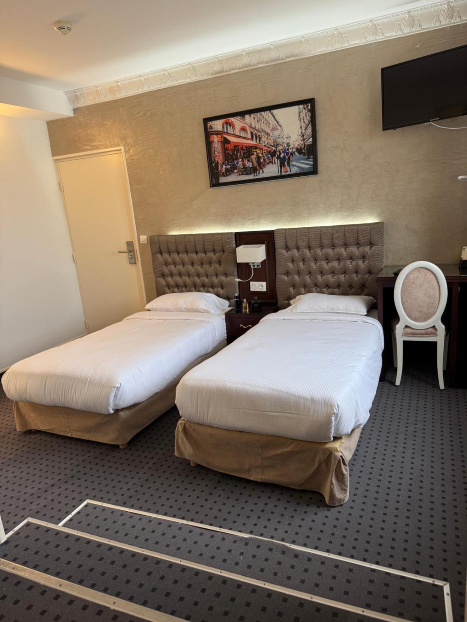 Hotel Grand Paris Villejuif Exteriör bild